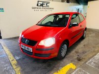 VOLKSWAGEN POLO