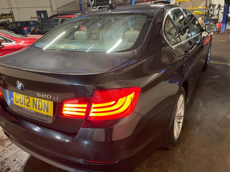 BMW 5 SERIES
