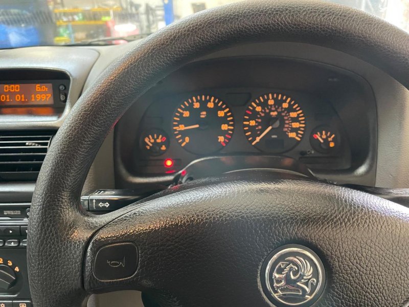 VAUXHALL ASTRA