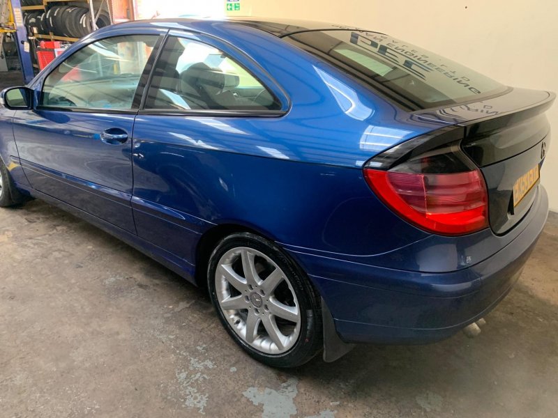 MERCEDES-BENZ C CLASS