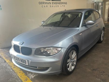 BMW 1 SERIES