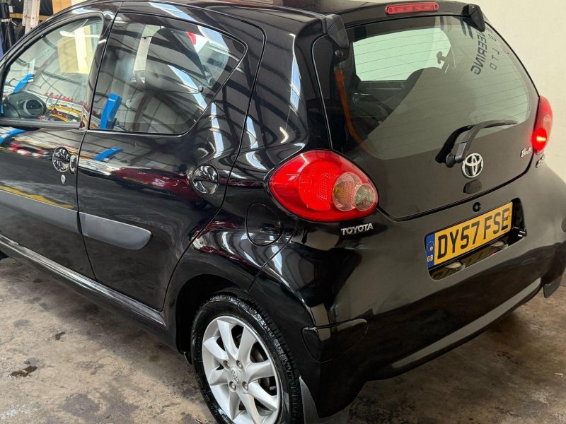 TOYOTA AYGO