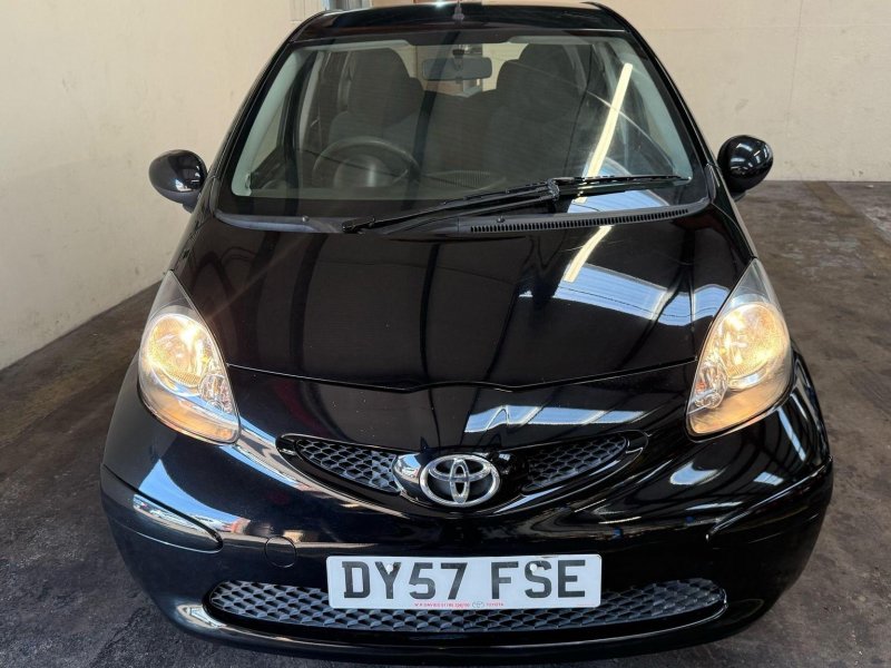 TOYOTA AYGO