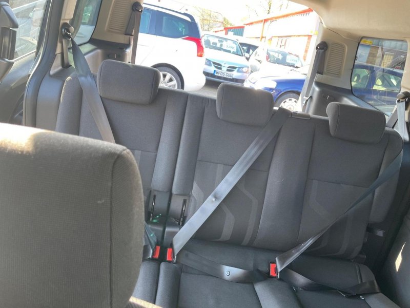 FORD GRAND TOURNEO CONNECT