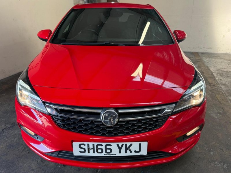 VAUXHALL ASTRA