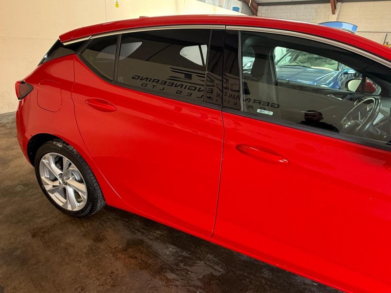 VAUXHALL ASTRA