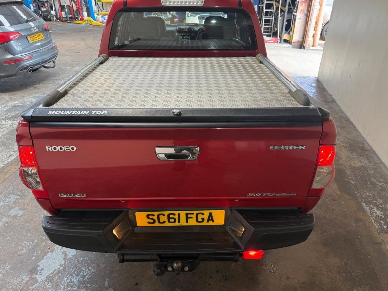 ISUZU RODEO