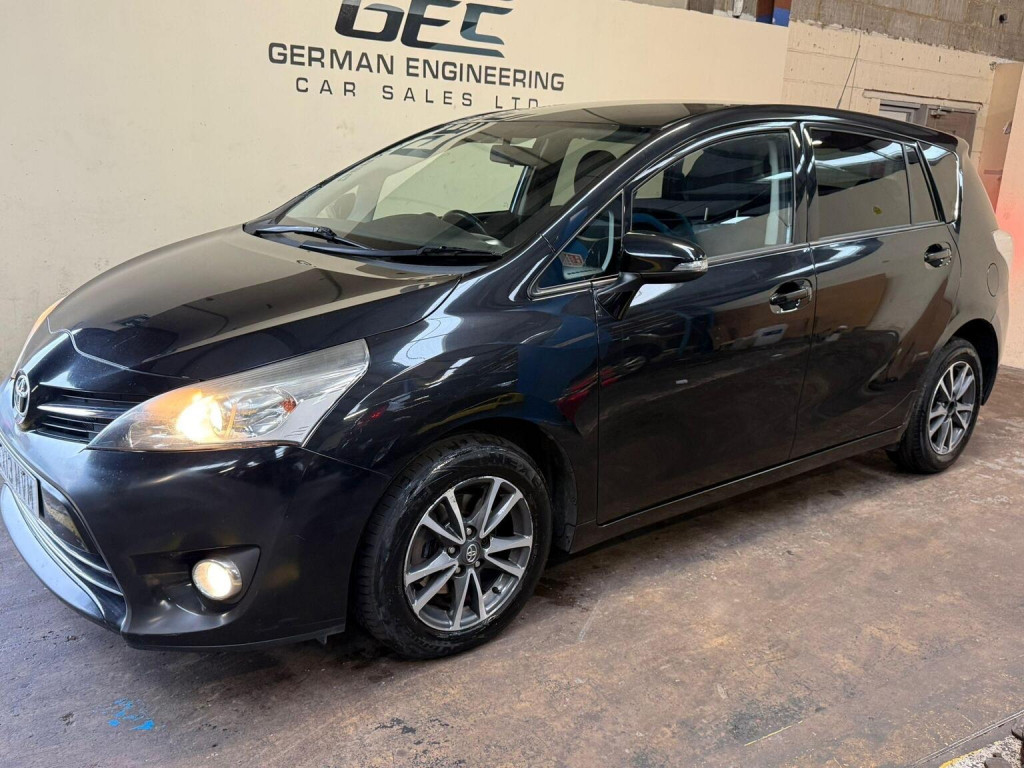 2013 Toyota VERSO